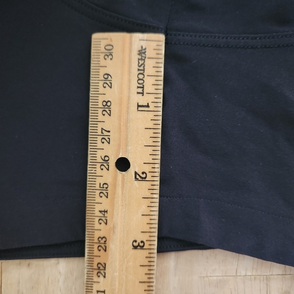 Lululemon Stroll at Sundown Short - Picture 10 of 10